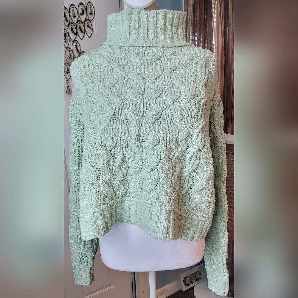 Free People Merry Go Round Cable Knit Sweater Women's XS Mint Oversized Cropped